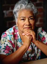 Photo: A middle-aged Hispanic woman