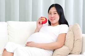 Asian pregnant woman