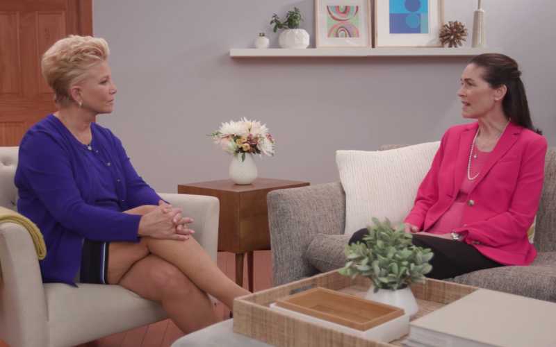 Joan Lunden interviewing Dr. Ann Albright