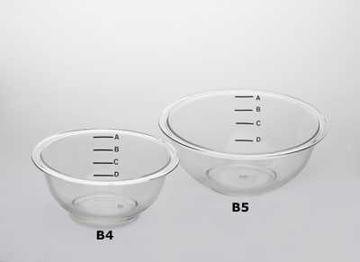 	Two bowls of varying width and volume. From left to right: B4, B5