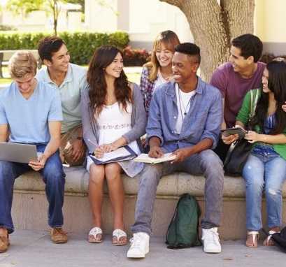 Image of a group of teenagers