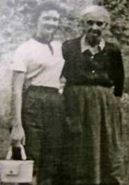 Storyteller Louise Taylor (left) and her grandmother Sally Repass Roman on Tunnel Hill in Russell County, VA in the late 1950's. 